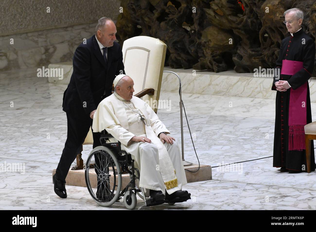 Cité du Vatican, Italie. 30 août 2023. Pape François lors de l’audience générale du 30 août 2023, Aula Paolo VI, Cité du Vatican. Crédit : Live Media Publishing Group/Alamy Live News Banque D'Images