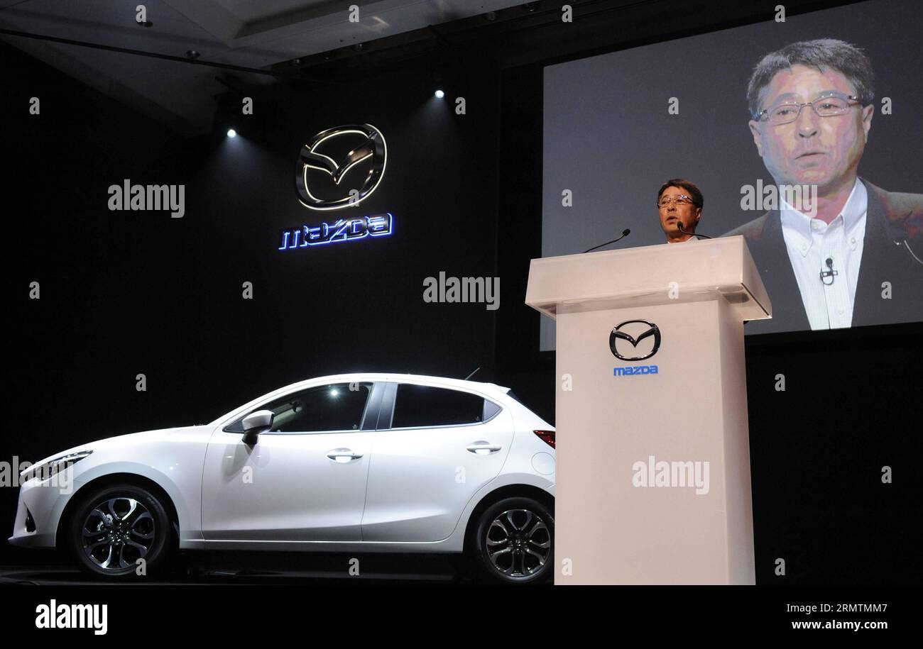 (140911) -- TOKYO, 11 septembre 2014 -- Masamichi Kogai, président et chef de la direction du constructeur automobile japonais Mazda Motor, prend la parole lors d une conférence de presse pour présenter le nouveau modèle DEMIO de Mazda à Tokyo, Japon, le 11 septembre 2014. )(bxq) JAPON-TOKYO-AUTO-MAZDA-NOUVEAU MODÈLE Stringer PUBLICATIONxNOTxINxCHN Tokyo septembre 11 2014 Japon S constructeur automobile Mazda moteur Président et PDG Masamichi prend la parole LORS d'une conférence de presse pour présenter Mazda S Nouveau modèle Demio à Tokyo Japon LE 11 2014 septembre Japon Tokyo voiture Mazda Nouveau modèle Stringer PUBLICATIONxNOTxINxCHN Banque D'Images