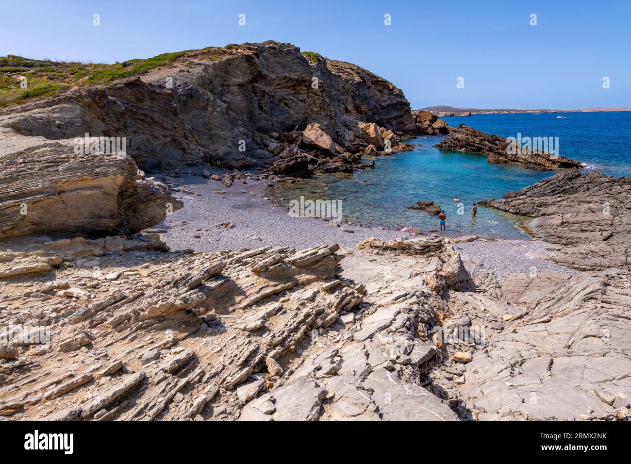 Une plage isolée à Arenal d'en Castell Menorca Espagne Banque D'Images