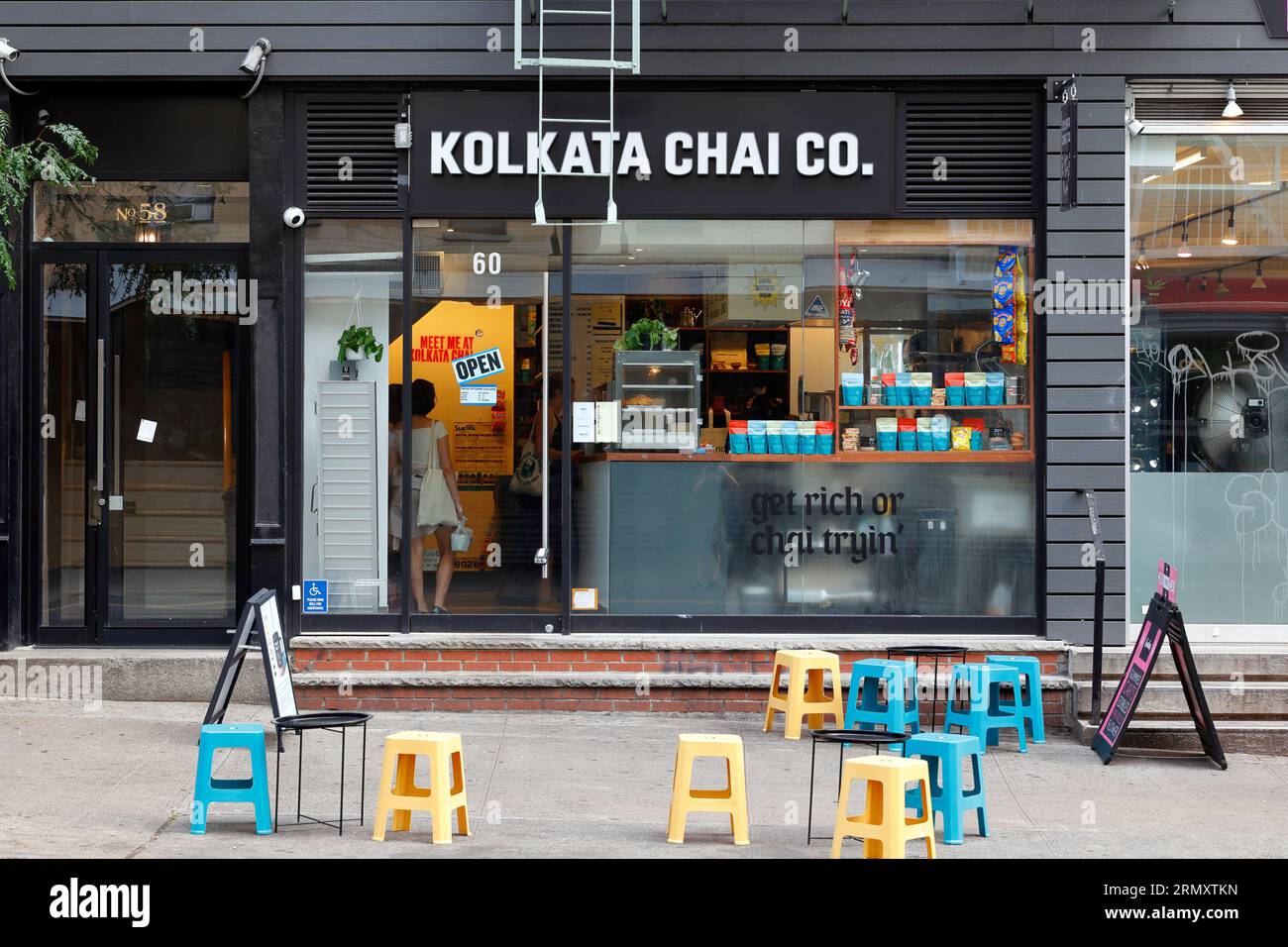 Kolkata Chai Co, 60 Kenmare St, New York, NYC photo de la vitrine d'un café Masala Chai d'Asie du Sud dans le quartier de Nolita à Manhattan. Banque D'Images