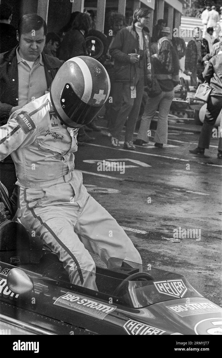 JO Siffert gettin dans un mars 701 au Watkins Glen F1 Grand Prix 1970, a commencé 23e, finihed 9e. Banque D'Images