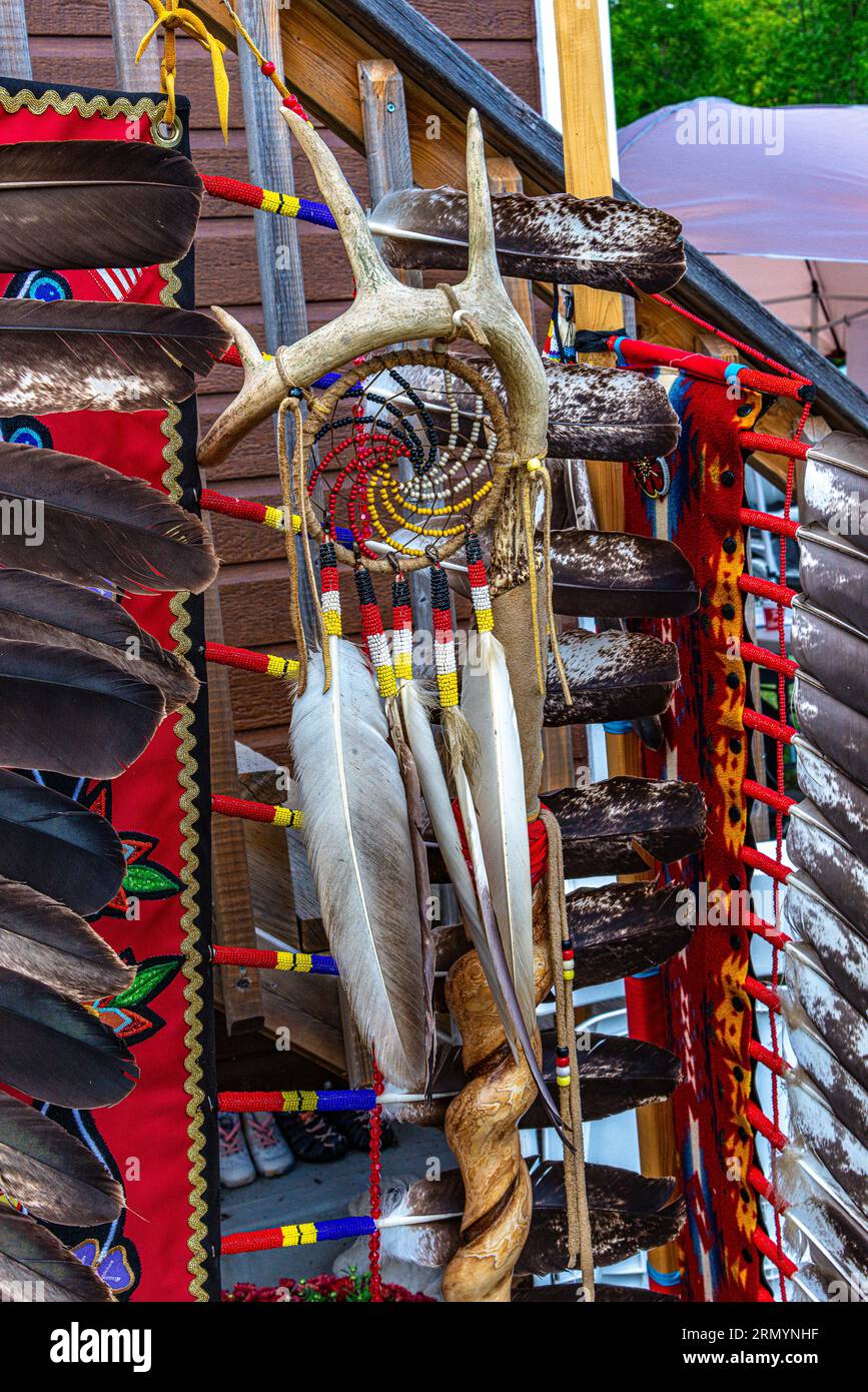 Pow Wow. C'est l'un des plus grands rassemblements des peuples autochtones du Canada. Pow Wow est une célébration de la musique, de la danse et de la tradition. Banque D'Images