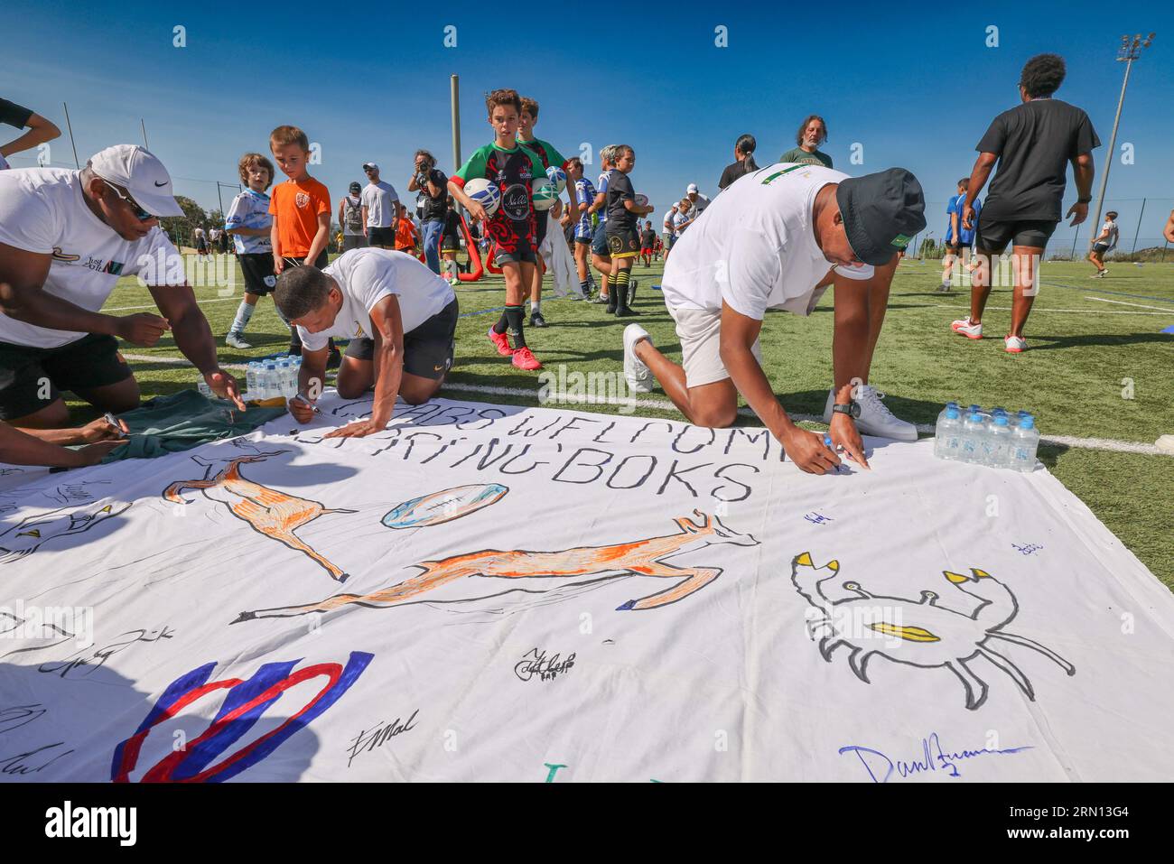 Lumio, France. 30 août 2023. Afrique du Sud joueur lors de la séance d'entraînement de l'équipe à Lumio, en Corse, sur l'île méditerranéenne française de Corse le 30 août 2023, avant la coupe du monde de rugby 2023 en France. Les champions du monde sud-africains de rugby poursuivent leur préparation en Corse, eux qui font de la Corse un pays hôte pour cette préparation à la coupe du monde. La Ligue Corse de Rugby avait prévu que les fans de ce sport se retrouvent à Lumio pour assister à l’entraînement des Springboks. Photo de Shootpix/ABACAPRESS.COM crédit : Abaca Press/Alamy Live News Banque D'Images
