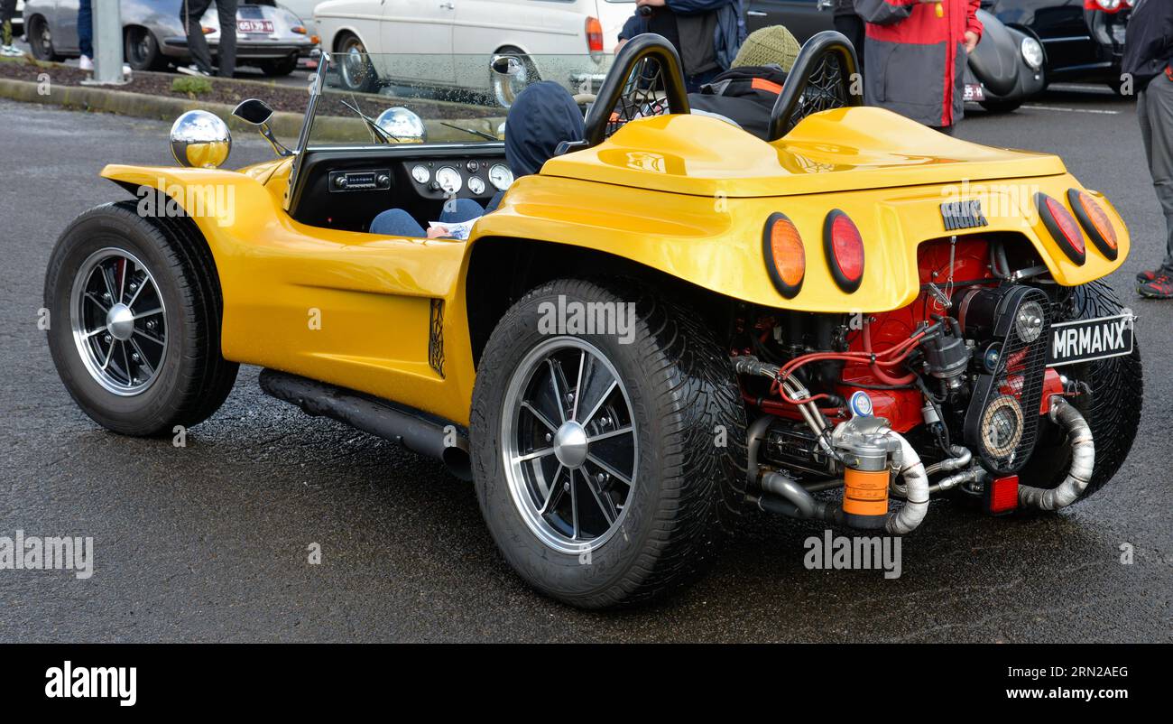 Volkswagen VW Beach Buggy modifié jaune Vintage rétro Show Shine Day Out, Melbourne Victoria Banque D'Images
