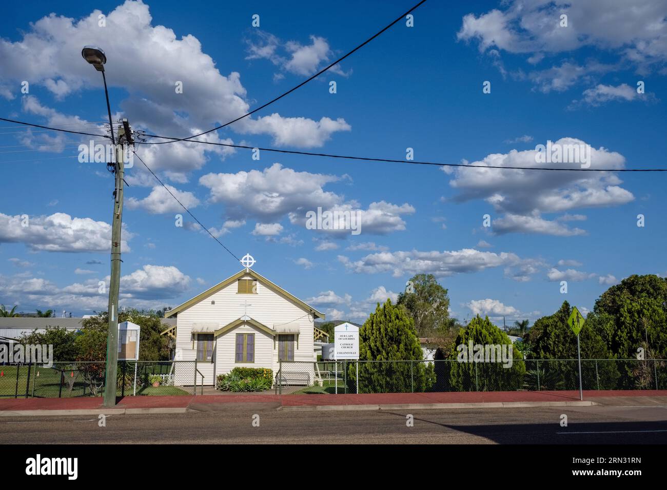 Église catholique notre-Dame de Lourdes, Stanley Street, Collinsville, Queensland, Australie Banque D'Images