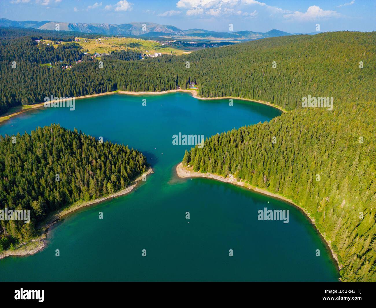 Monténégro, montagnes du Nord, Parc national de Durmitor, Zabljak, Lac Noir (Crno Jezero) (vue aérienne) Banque D'Images