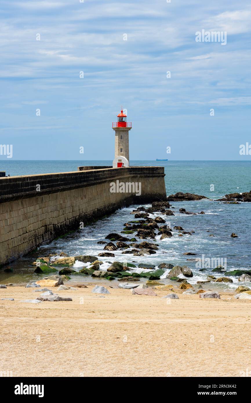 Farolim de Felgueiras phare à Porto Portugal bord de mer Banque D'Images