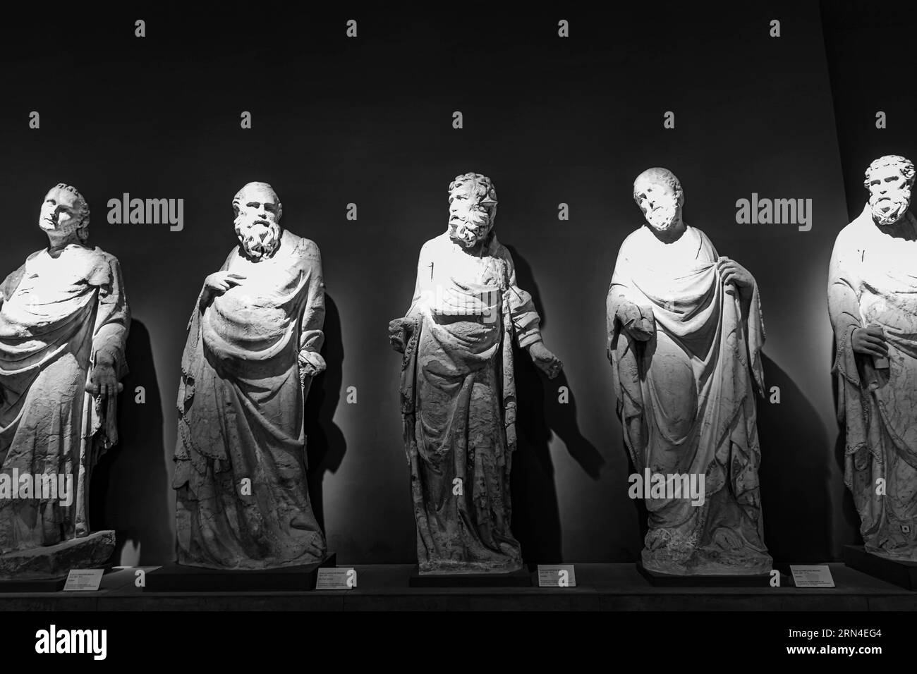 Sculptures des Apôtres d'après Giovanni Pisano, photographie en noir et blanc, Musée de la cathédrale, Museo del Opera, Sienne, Toscane, Italie, Europe Banque D'Images