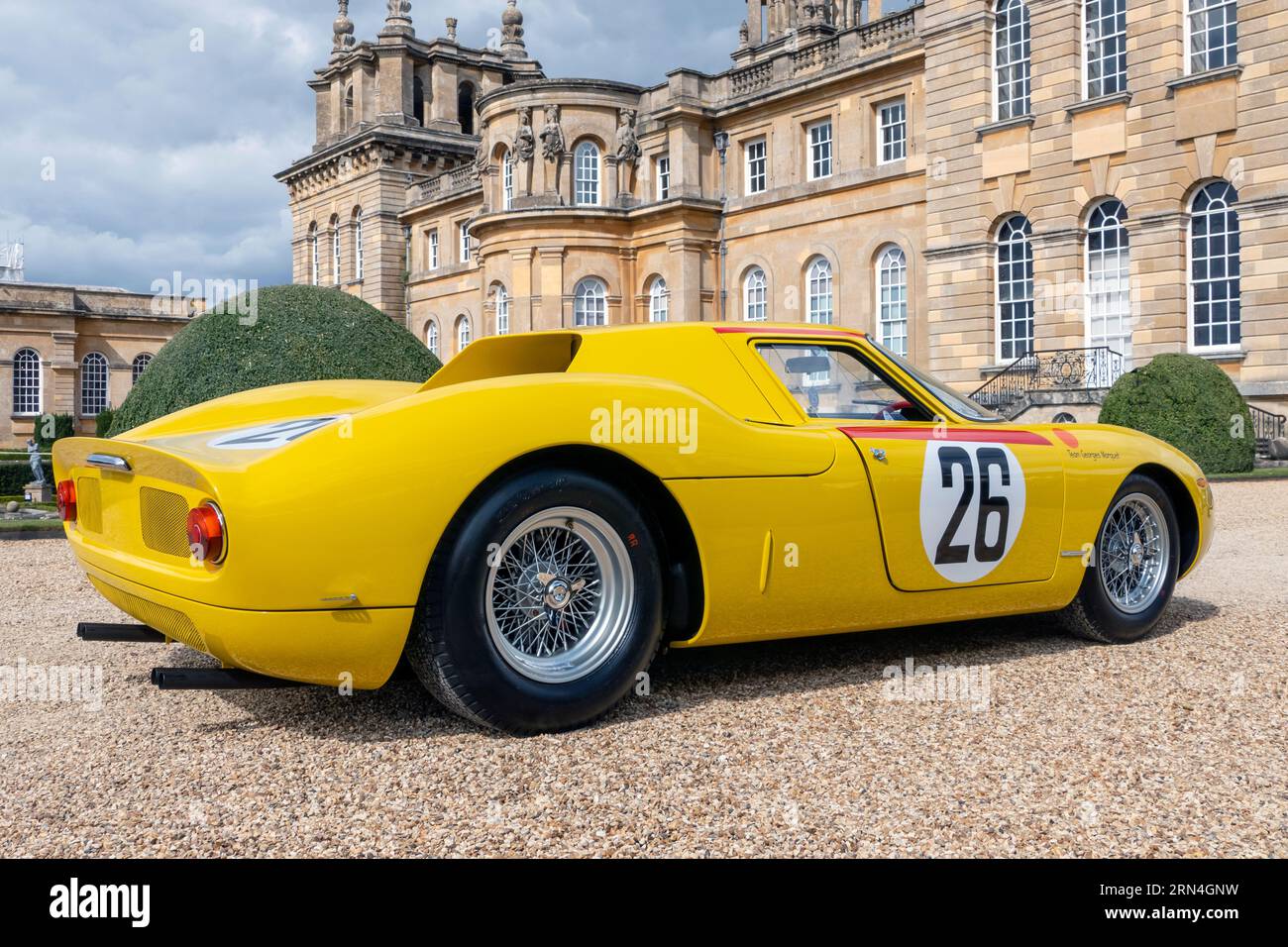 Ferrari LM 1965 au salon prive Concours 2023 au Blenheim Palace Woodstock Oxfordshire UK Banque D'Images