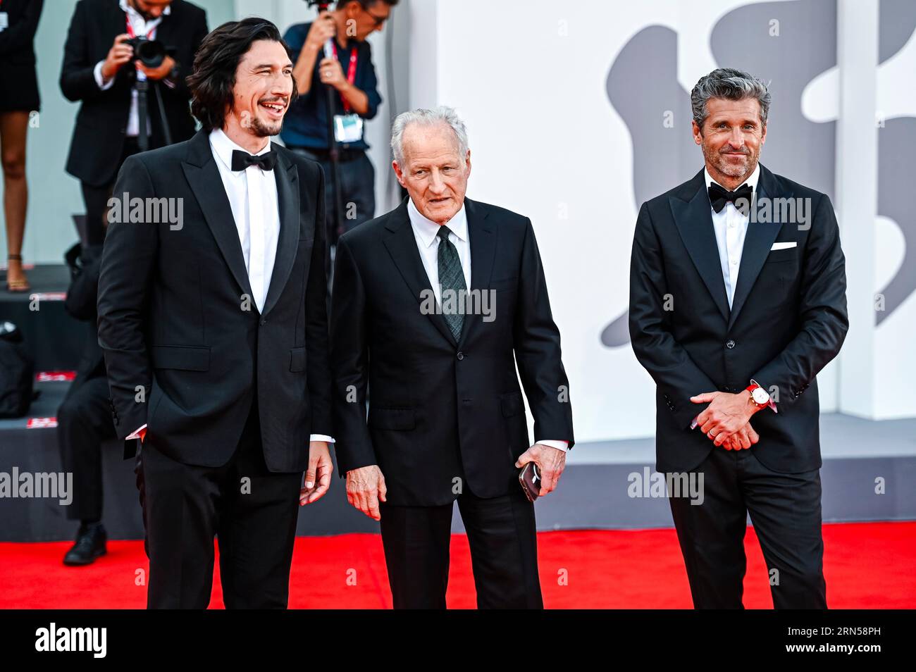 Venise, Italie. 31 août 2023. Adam Driver, Michael Mann et Patrick Dempsey arrivent à la première de Ferrari à Sala Grande au 80e Festival International du film de Venise. Crédit : Euan Cherry/Alamy Live News Banque D'Images