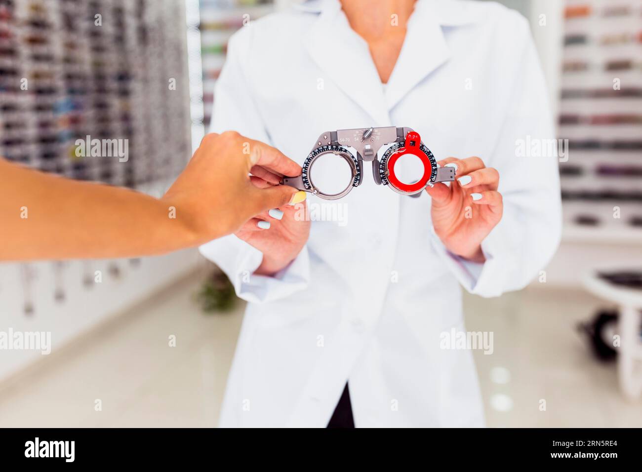 Monture de lunettes d'essai pour vue frontale Banque D'Images