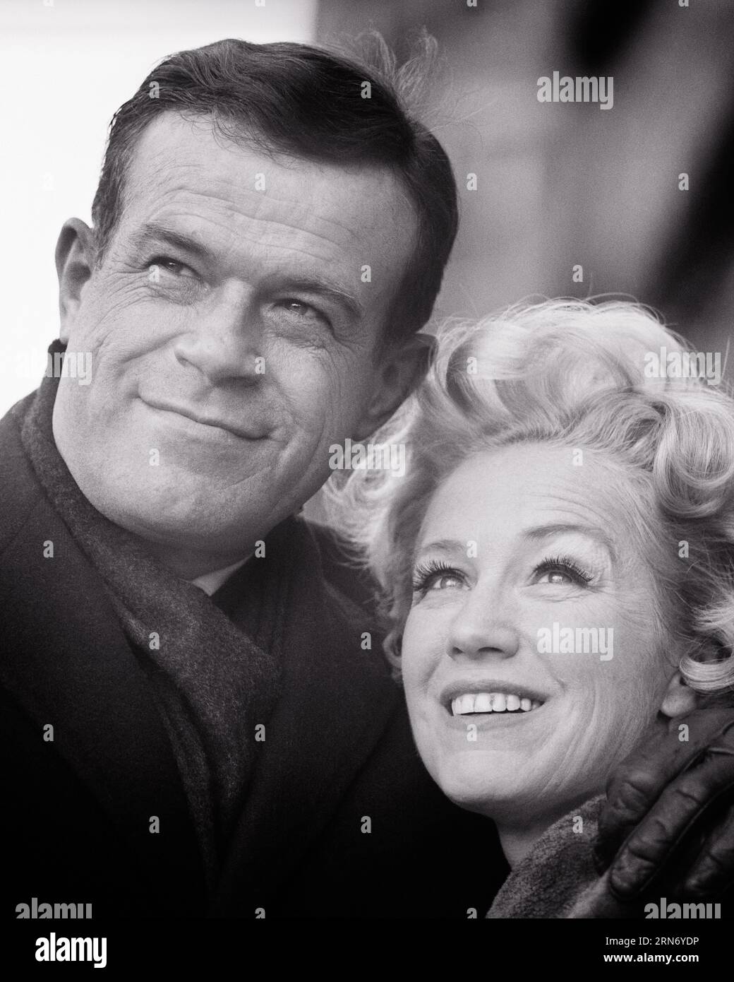 1970s PORTRAIT OF SMILING STYLISH MIDDLE-AGED MATURE COUPLE HUGGING LOOKING UP OFF CAMERA - p7966 HAR001 HARS HEALTHINESS COPY SPACE FRIENDSHIP LADIES PERSONS CARING MALES CONFIDENCE MIDDLE-AGED B&W PARTNER MIDDLE-AGED MAN DREAMS HAPPINESS MIDDLE-AGED WOMAN HEAD AND SHOULDERS CHEERFUL SOPHISTICATED HANDSOME UP SMILES UPSCALE CONNECTION JOYFUL STYLISH SUPPORT PERSONAL ATTACHMENT AFFECTION CHARMING CHIC EMOTION LOOKING UP TOGETHERNESS WIVES BLACK AND WHITE CAUCASIAN ETHNICITY HAR001 OLD FASHIONED Banque D'Images