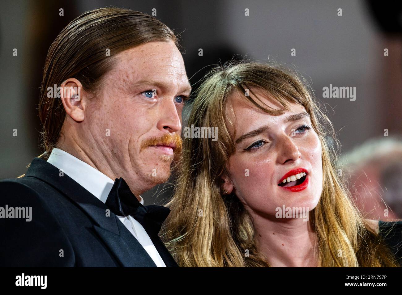 Venise, Italie. 31 août 2023. Caleb Landry Jones et Katya Zvereva arrivent à la première de Dogman à Sala Grande au 80e Festival International du film de Venise. Crédit : Euan Cherry/Alamy Live News Banque D'Images