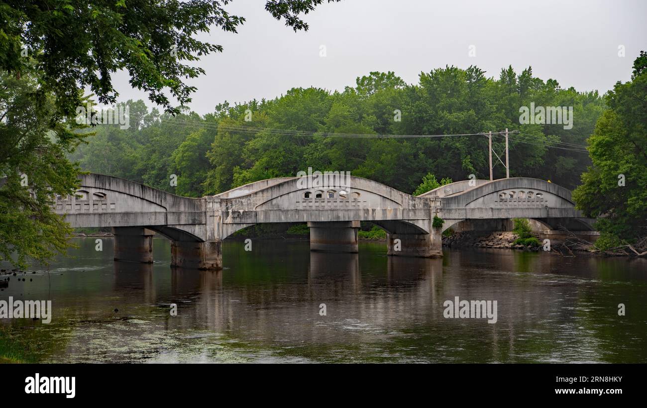 Pont de mottville Banque de photographies et d’images à haute