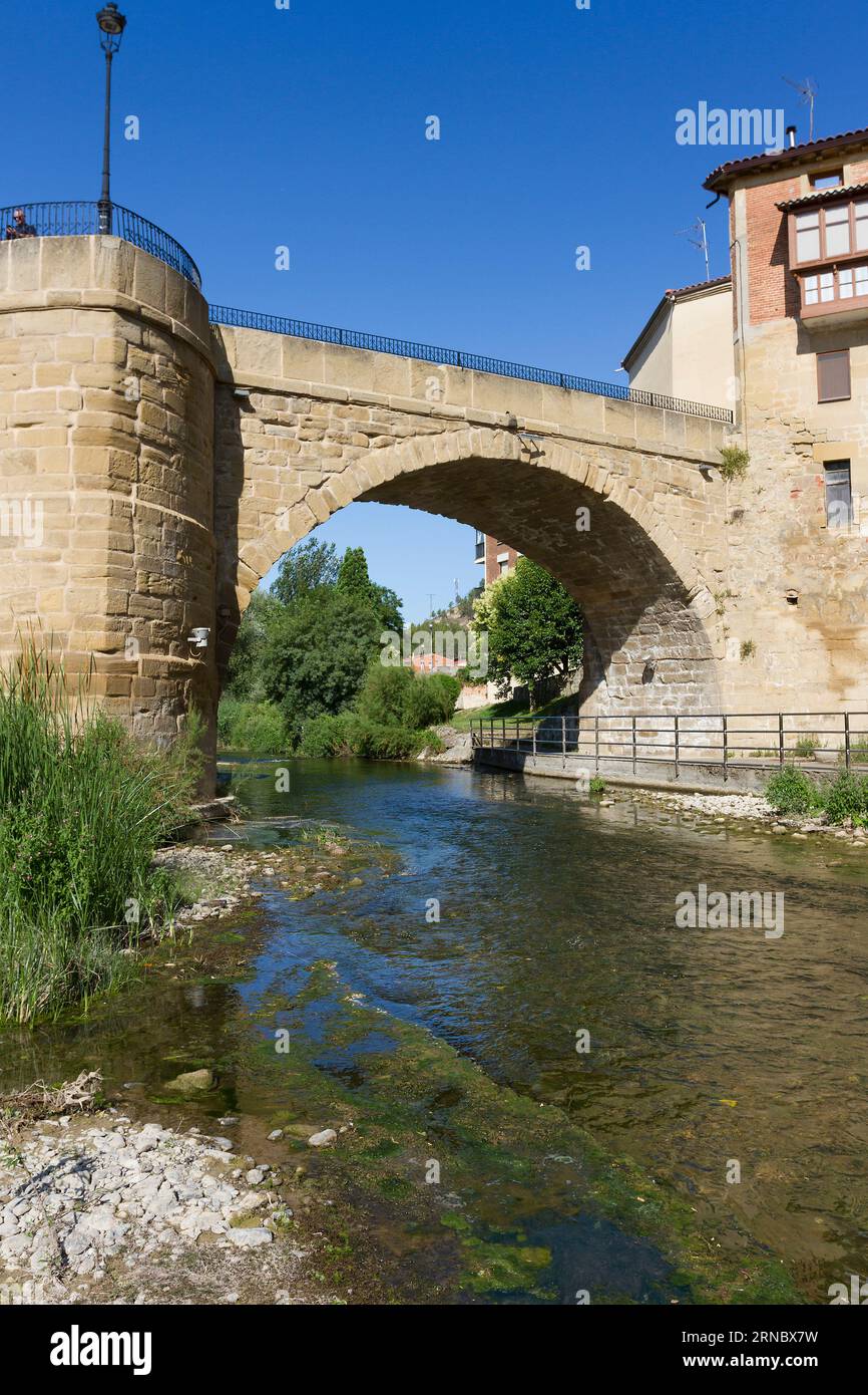 Pont de Curcurrita de Rio Tiron, la Rioja, Espagne Banque D'Images