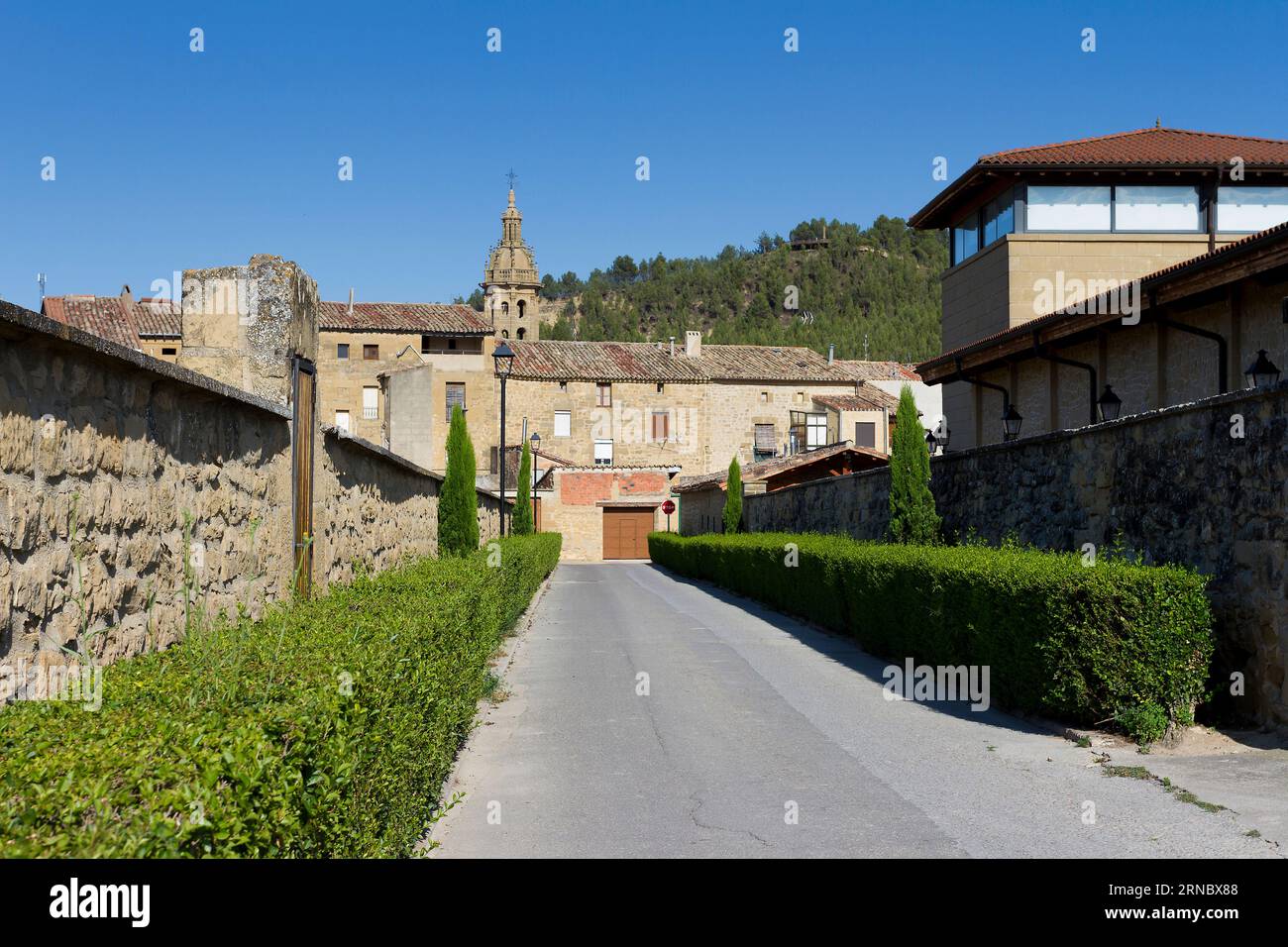 Rue de Cuzcurrita de Rio Tiron, la Rioja, Espagne Banque D'Images