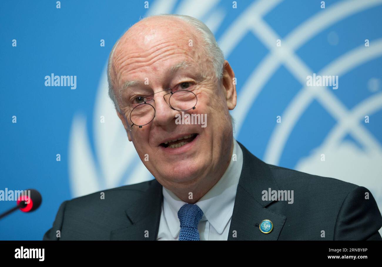 (160314) -- GENÈVE, le 14 mars 2016 -- Staffan de Mistura, envoyé des Nations Unies, prend la parole lors d'une conférence de presse à Genève, en Suisse, le 14 mars 2016. La reprise des pourparlers intra-syriens à Genève est tombée lundi, la veille du 5e anniversaire du début de la guerre civile syrienne. En raison des efforts de médiation menés par les Nations Unies, des représentants du gouvernement syrien et de l’opposition sont venus à Genève fin janvier pour des pourparlers indirects, Mistura faisant la navette entre les deux parties. Les pourparlers se sont terminés le 3 février sans résultats tangibles. ) (djj) SUISSE-GENÈVE-SYRIE-POURPARLERS DE PAIX XuxJinquan PUBLICATIONxNOTxI Banque D'Images