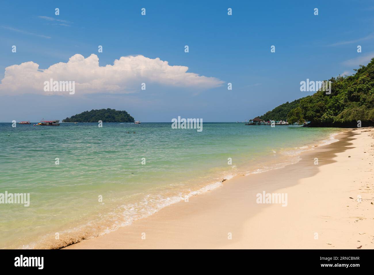 Paysage de l'île de Manukan, une île du parc national de Tunku Abdul Rahman à Sabah, Malaisie Banque D'Images