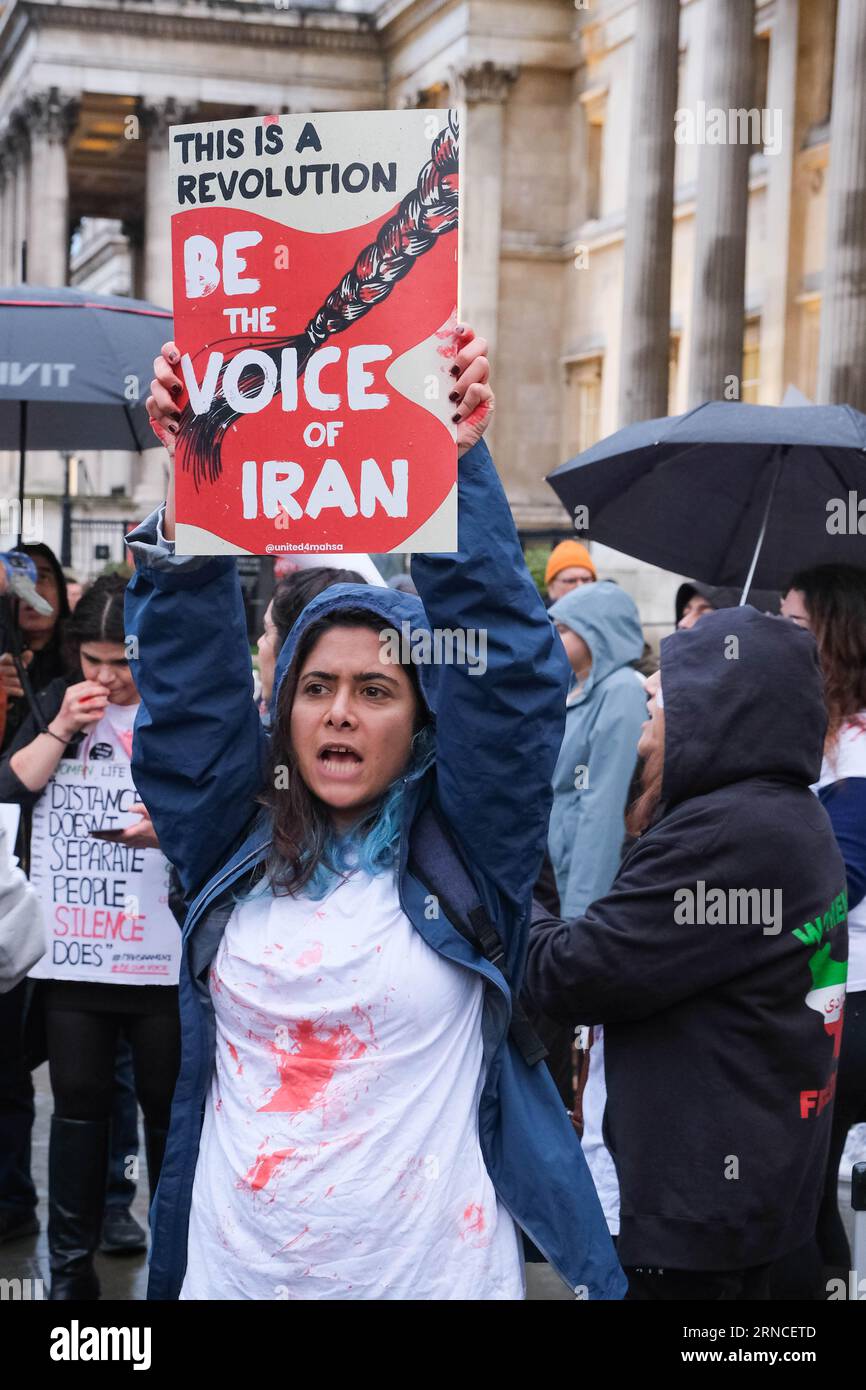 Trafalgar Square, Londres, Royaume-Uni. 5 novembre 2022. Les manifestants se rassemblent pour montrer leur colère après la mort de Mahsa Amini. Crédit Mark Lear / Alamy stock photo Banque D'Images