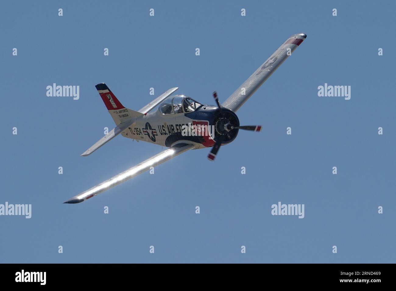 ESKISEHIR, TURKIYE - 18 SEPTEMBRE 2022: M.S.O Air and Space Museum North American T-28B Trojan (200-425) dans l'Airshow de Sivrihisar SHG Banque D'Images