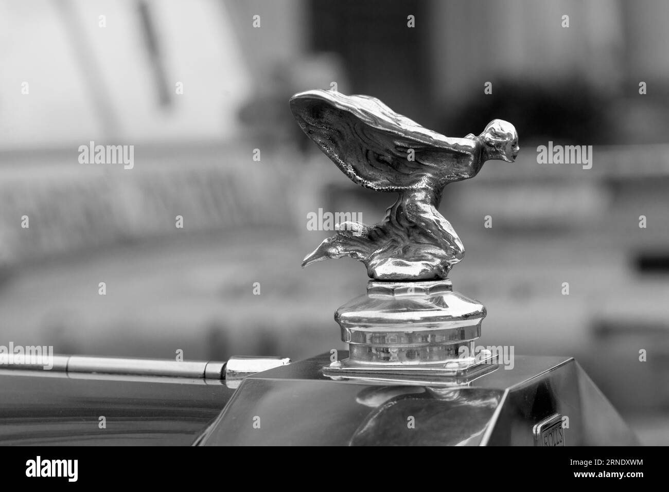 Spirit of Ecstasy ou Emily, Rolls-Royce Hood Ornament Banque D'Images