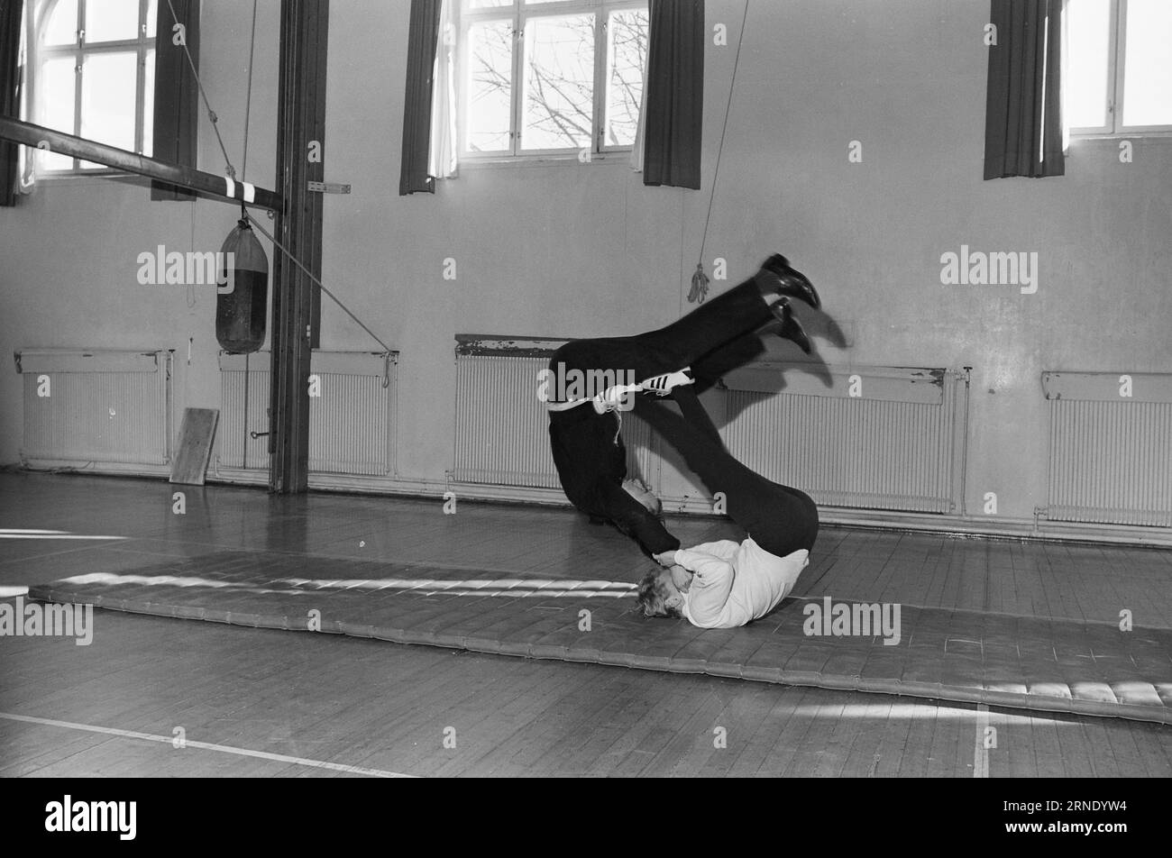 Réel 06 8 1974 elle qui marche aloneBerit Mørdre Lammedal est de