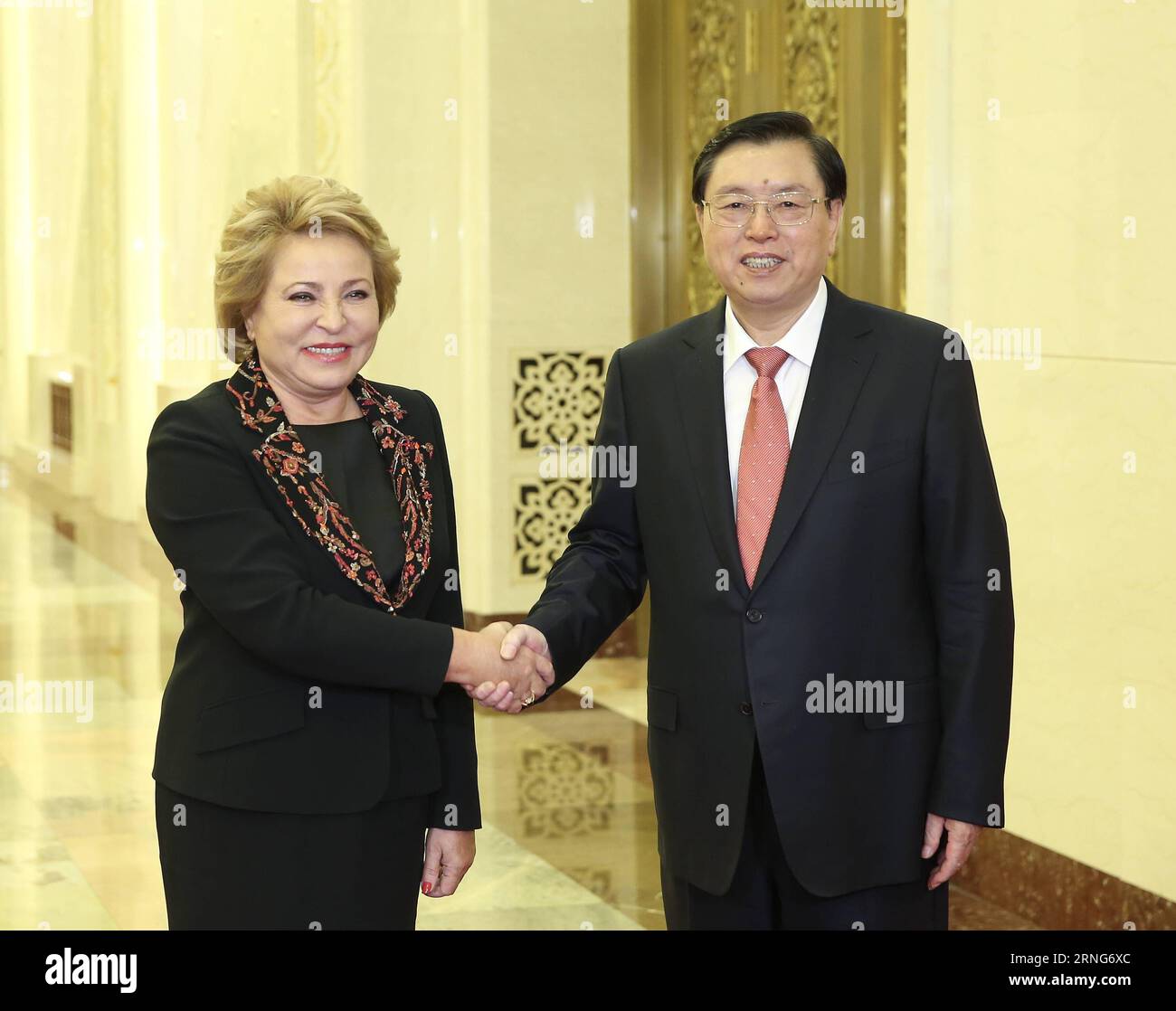 (160909) -- BEIJING, 9 septembre 2016 -- Zhang Dejiang (R), président du Comité permanent du Congrès national populaire de Chine (NPC), s'entretient avec Valentina Matviyenko, présidente du Conseil de la Fédération de Russie, à Beijing, capitale de la Chine, le 9 septembre 2016.) (Cxy) CHINA-BEIJING-ZHANG DEJIANG-VALENTINA MATVIYENKO-TALKS (CN) PangxXinglei PUBLICATIONxNOTxINxCHN 160909 Beijing 9 2016 sept. Zhang Dejiang r Président du Comité Thing du Congrès national des célébrités S de la Chine le CNP s'entretient avec Valentina Matviyenko Présidente du Conseil de la Fédération de Russie à Beijing capitale de Chine sept. 9 2016 Cxy CH Banque D'Images