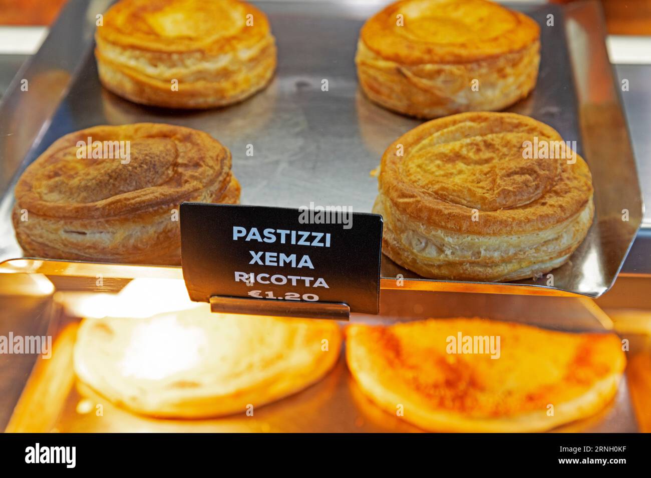 Pastizzi tal irkotta Banque de photographies et d’images à haute ...
