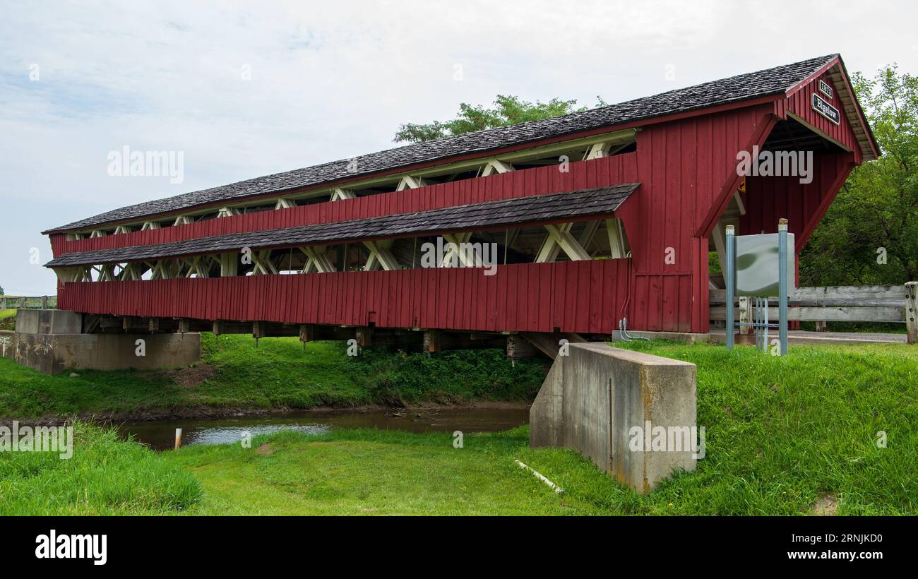Pont # 35-80-04 aussi connu sous le nom de pont axe Handle, ce pont historique, à Milford Center, a été construit en 1873 et s'étend sur 114' de Little Darby Cree Banque D'Images