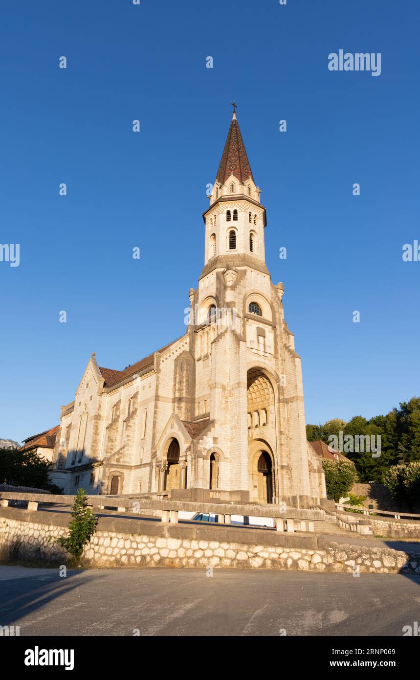 Anency - la nef de l'église Basilique de la Visitation. Banque D'Images