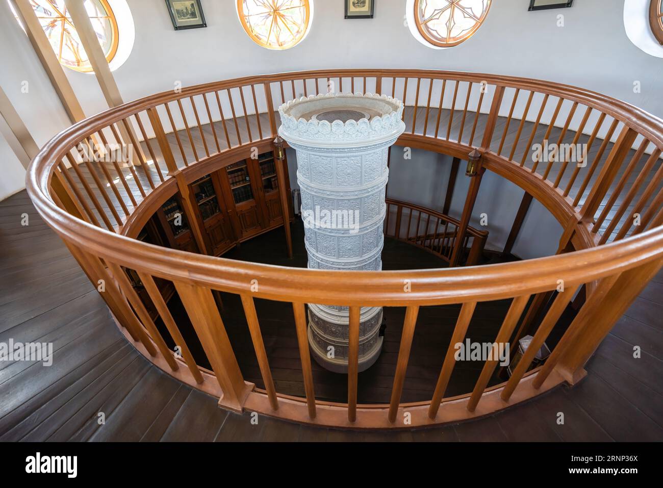Château Bibliothèque supérieure à Lademaher Tour de Cesis Nouveau château - Cesis, Lettonie Banque D'Images