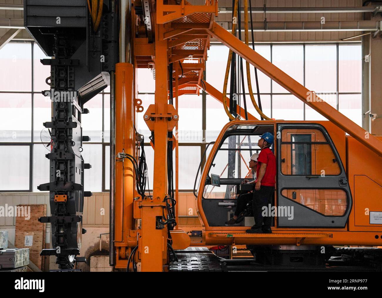 Jumbo drill Banque de photographies et d'images à haute résolution - Alamy