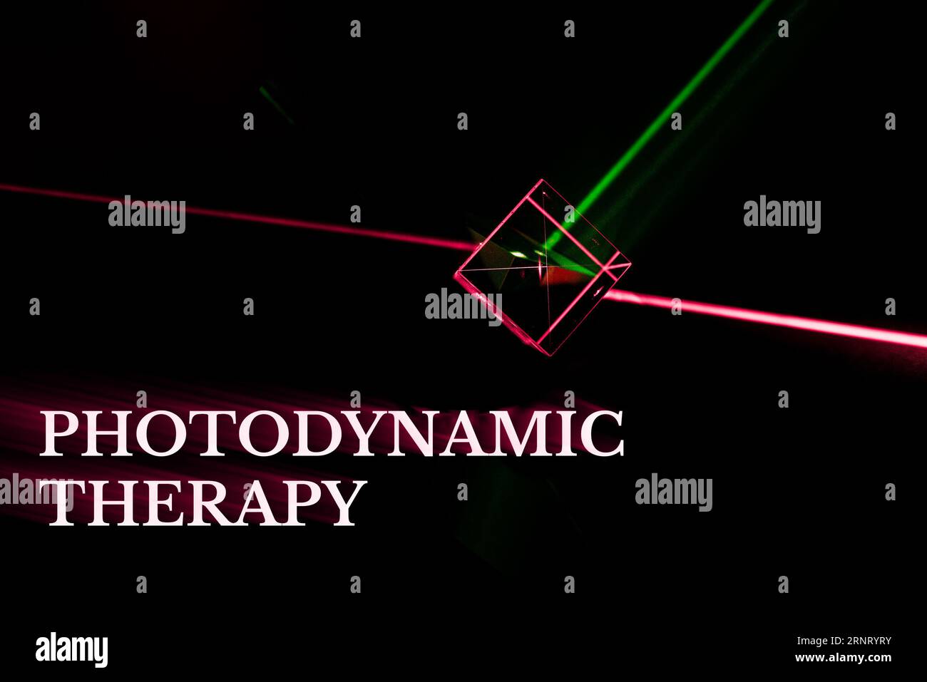 Thérapie photodynamique : combine des lasers avec des médicaments sensibles à la lumière pour le traitement du cancer. Banque D'Images