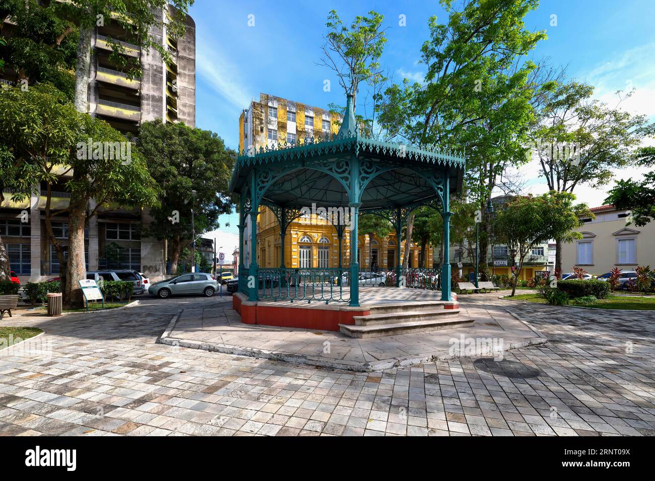 Pierre II ou Dom Pedro II place et kiosque, Manaus, État d'Amazonie, Brésil Banque D'Images