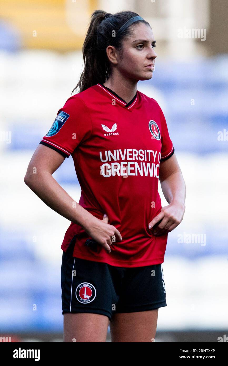 Reading, Royaume-Uni. 2 septembre 2023. Carla Humphrey (Charlton Athletic 8) lors du match du championnat de football américain Barclays entre Reading et Charlton Athletic au Select car Leasing Stadium. Crédit : Liam Asman/Alamy Live News Banque D'Images