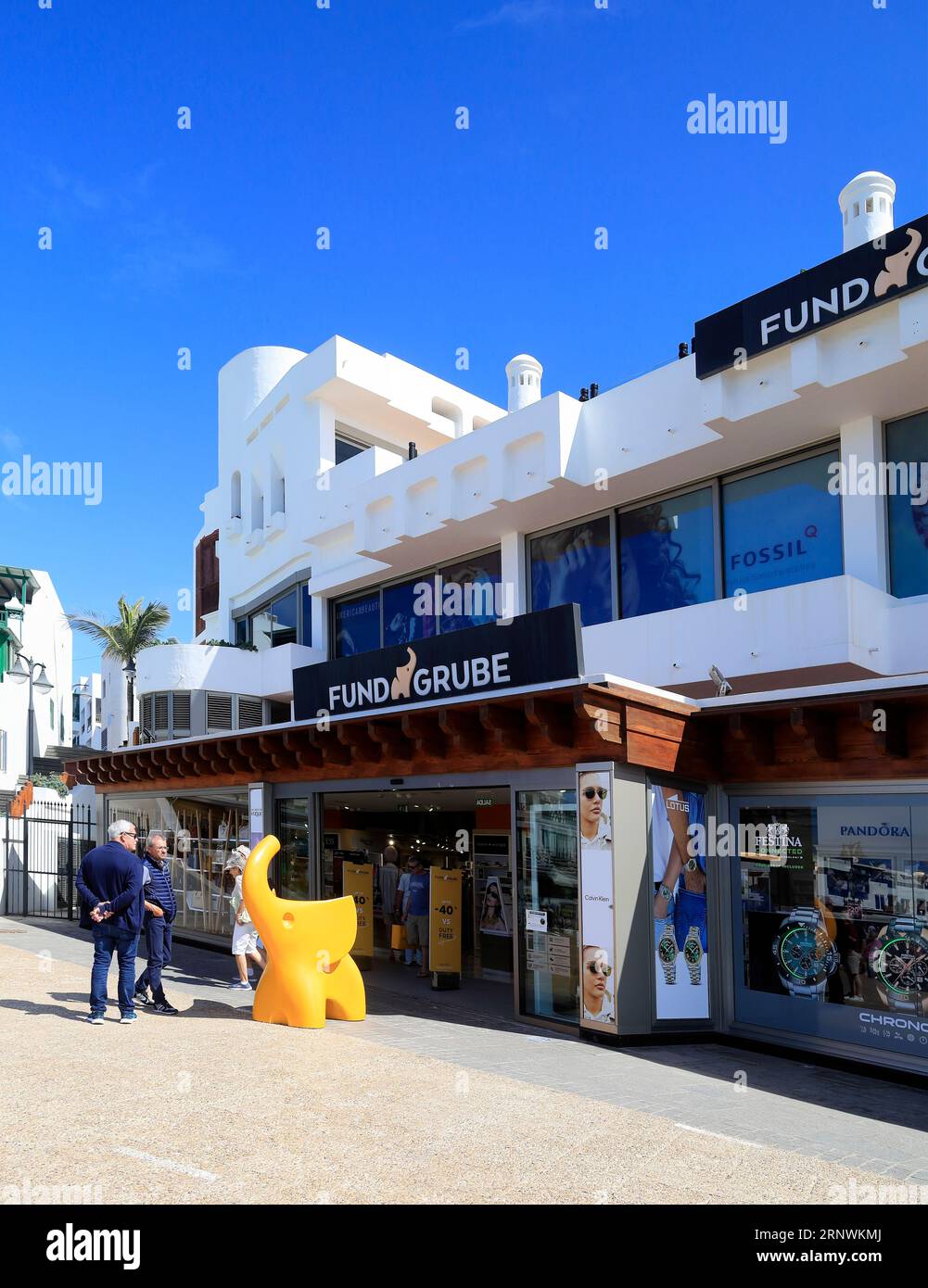 Fonds Grube Retail Outlet, Playa Blanca, Lanzarote, Îles Canaries, Espagne. Banque D'Images