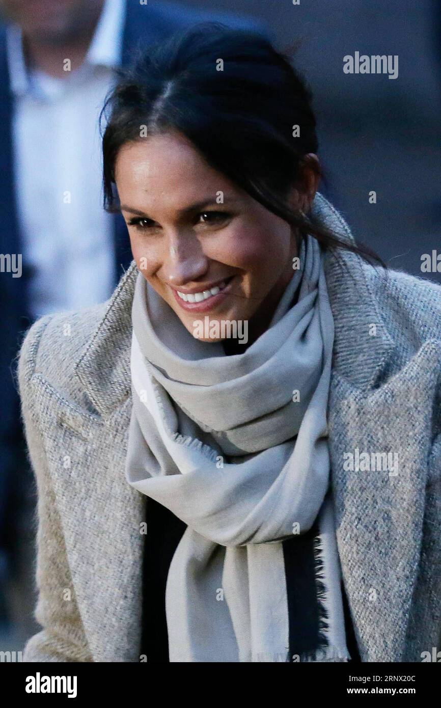 (180109) -- LONDRES, 9 janvier 2018 -- Meghan Markle part après une visite à Reprezent radio à Pop Brixton à Londres, en Grande-Bretagne, le 9 janvier 2018. Le prince Harry et Meghan Markle se marieront lors d'une cérémonie au château de Windsor le 19 mai. BRITAIN-LONDRES-PRINCE HARRY-MEGHAN MARKLE-REPREZENT RADIO-VISIT TIMXIRELAND PUBLICATIONXNOTXINXCHN Banque D'Images