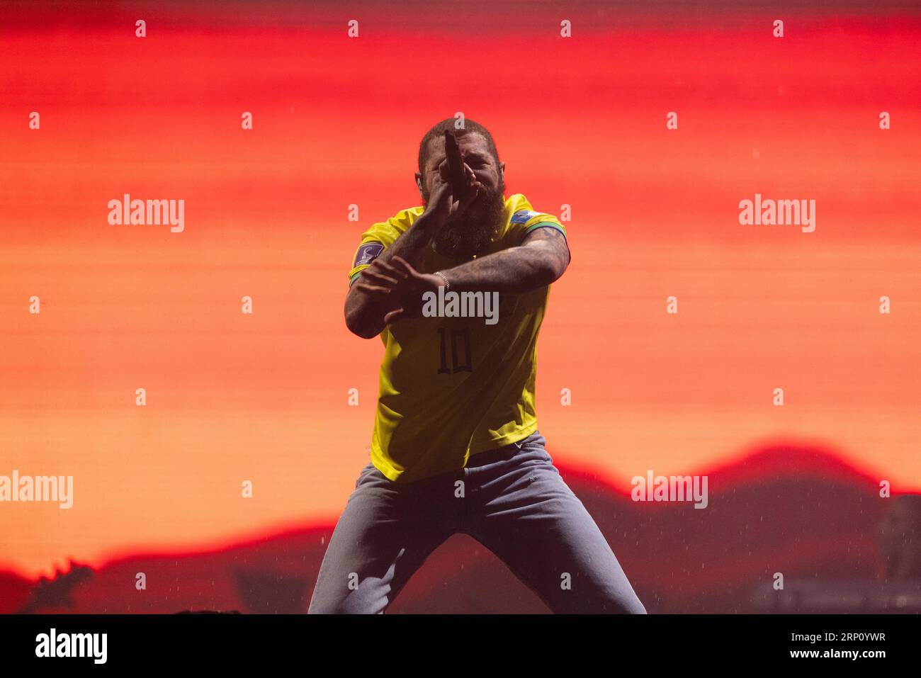 Sao Paulo, Brésil. 03 septembre 2023. SP - SAO PAULO - 09/02/2023 - SAO PAULO, LA VILLE 2023 - Post Malone lors d'un spectacle sur la scène Skyline ce samedi (02) à la première édition du festival de musique de la ville, à l'Interlagos Racetrack de Sao Paulo, où ils sont un public de 500 000 personnes est attendu sur les 5 jours du festival. Photo : Ettore Chiereguini/AGIF/Sipa USA crédit : SIPA USA/Alamy Live News Banque D'Images