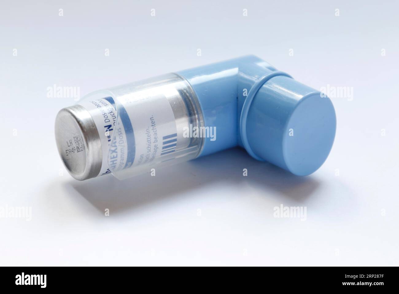 Image symbolique, spray pour asthme, inhalateur avec le médicament  Salbuhexal N sur fond blanc, Allemagne Photo Stock - Alamy