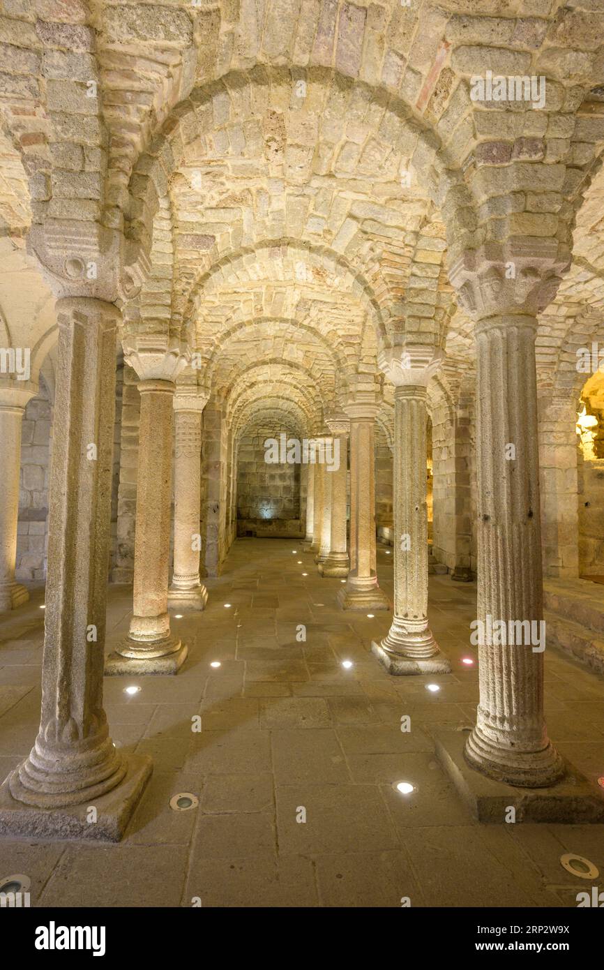 Crypte Longobard dans le monastère de San Salvatore di Monte Amiata, Abbadia San Salvatore, province de Sienne, Italie Banque D'Images