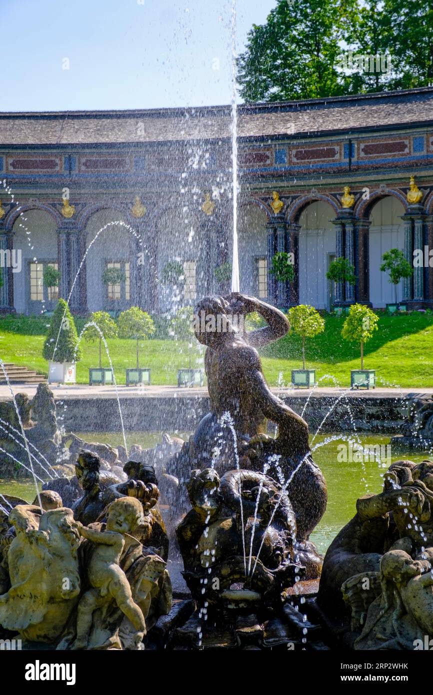 Jeux d'eau et Nouveau Palais avec Temple du Soleil, Ermitage à Bayreuth, haute-Franconie, Bavière, Allemagne Banque D'Images