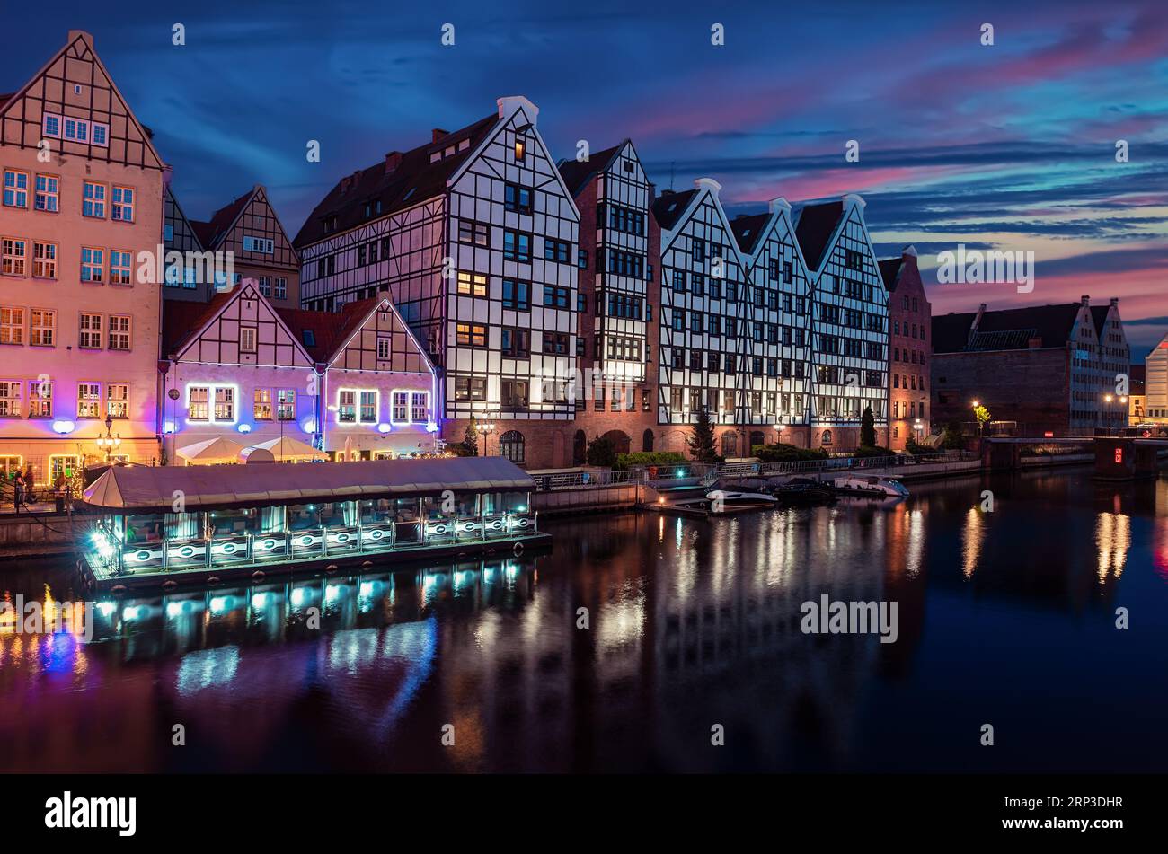 Canal et rivière Motawa à Gdansk, Pologne Banque D'Images