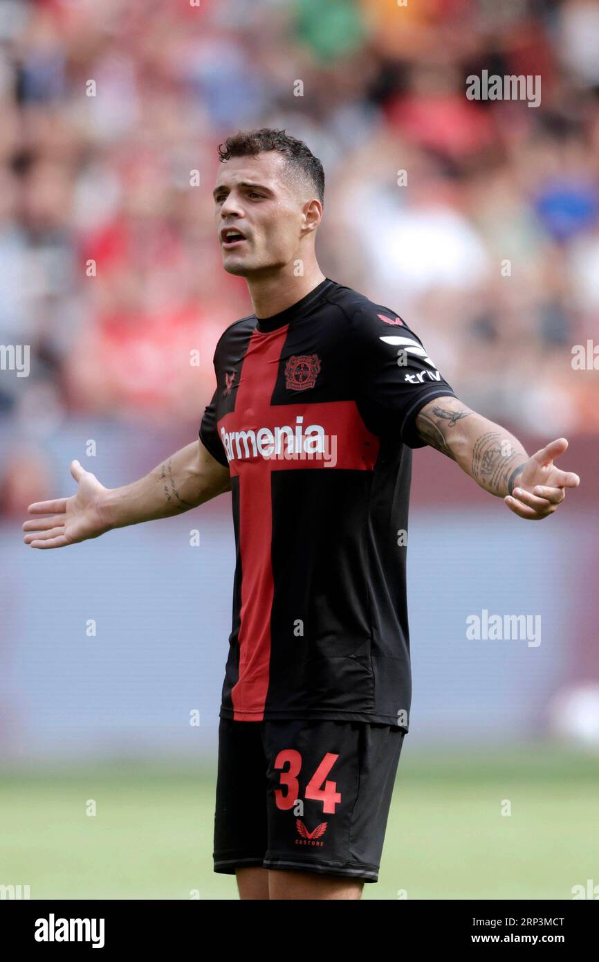 Leverkusen, Deutschland, 1. Fussball Bundesliga Bayer 04 Leverkusen : SV Darmstadt 98 5-1 am 02. 09. 2023 In der Bay Arena in Leverkusen granit XHAKA (LEV) photo : Norbert Schmidt, Duesseldorf Banque D'Images