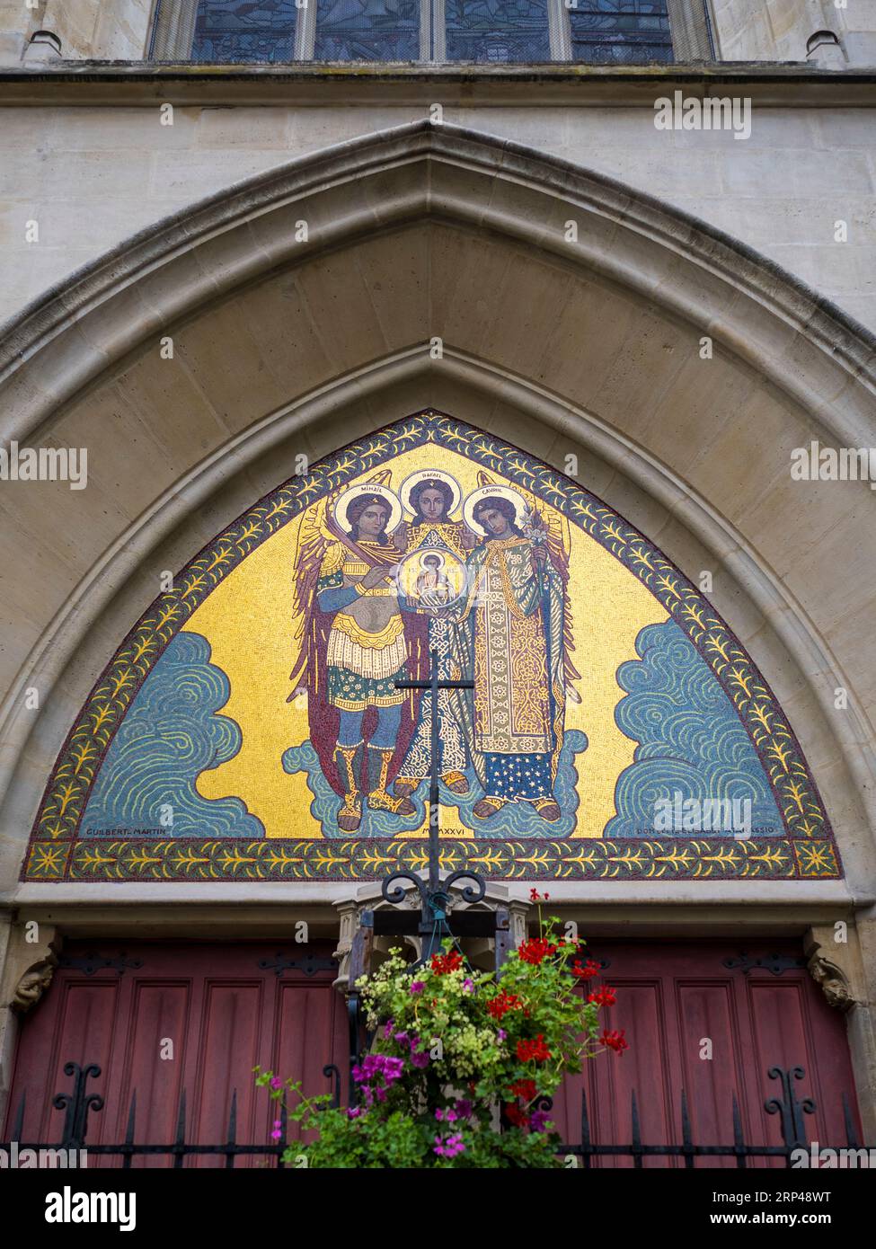 Mosaïque du tympan de 1926, église roumaine, quartier Latin, Paris, France. Banque D'Images