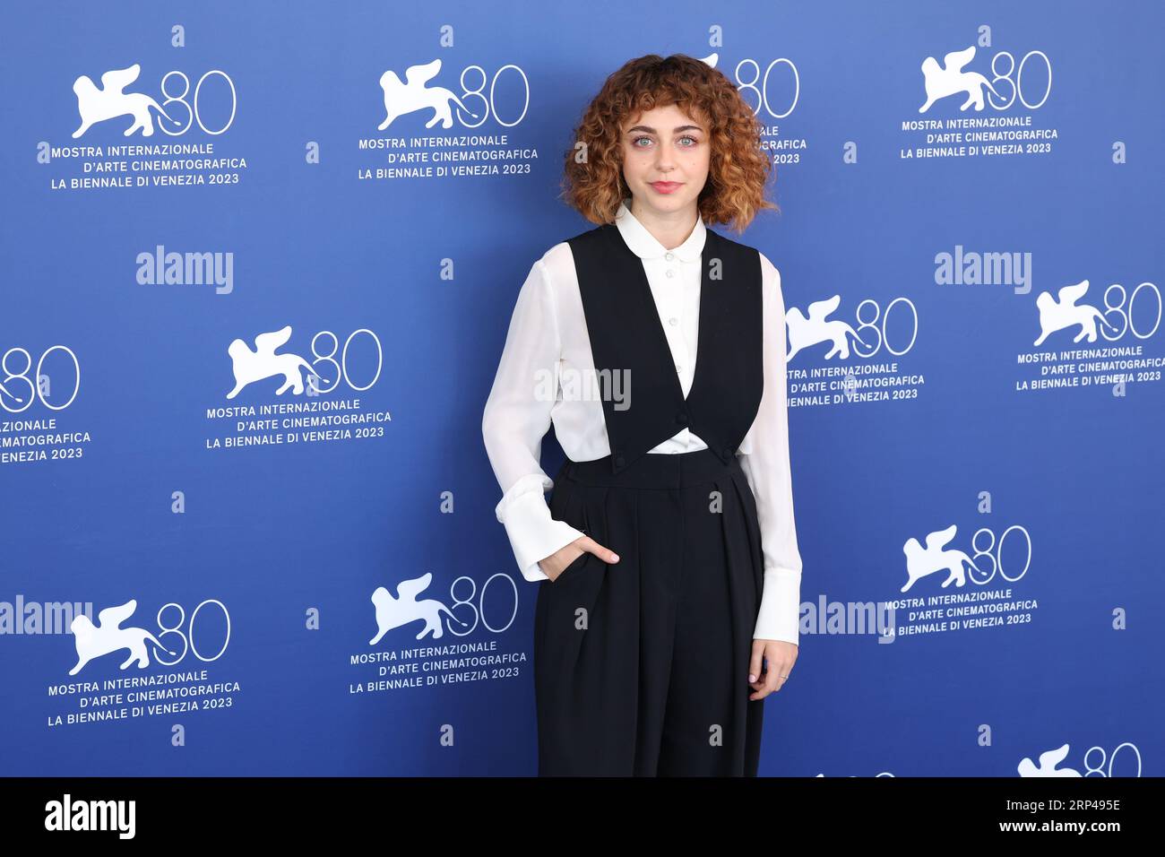 L'actrice italienne Rebecca Antonaci assiste à un photocall pour le film 'Finalmente l'Alba' au 80e Festival International du film de Venise le 01 septembre, Banque D'Images