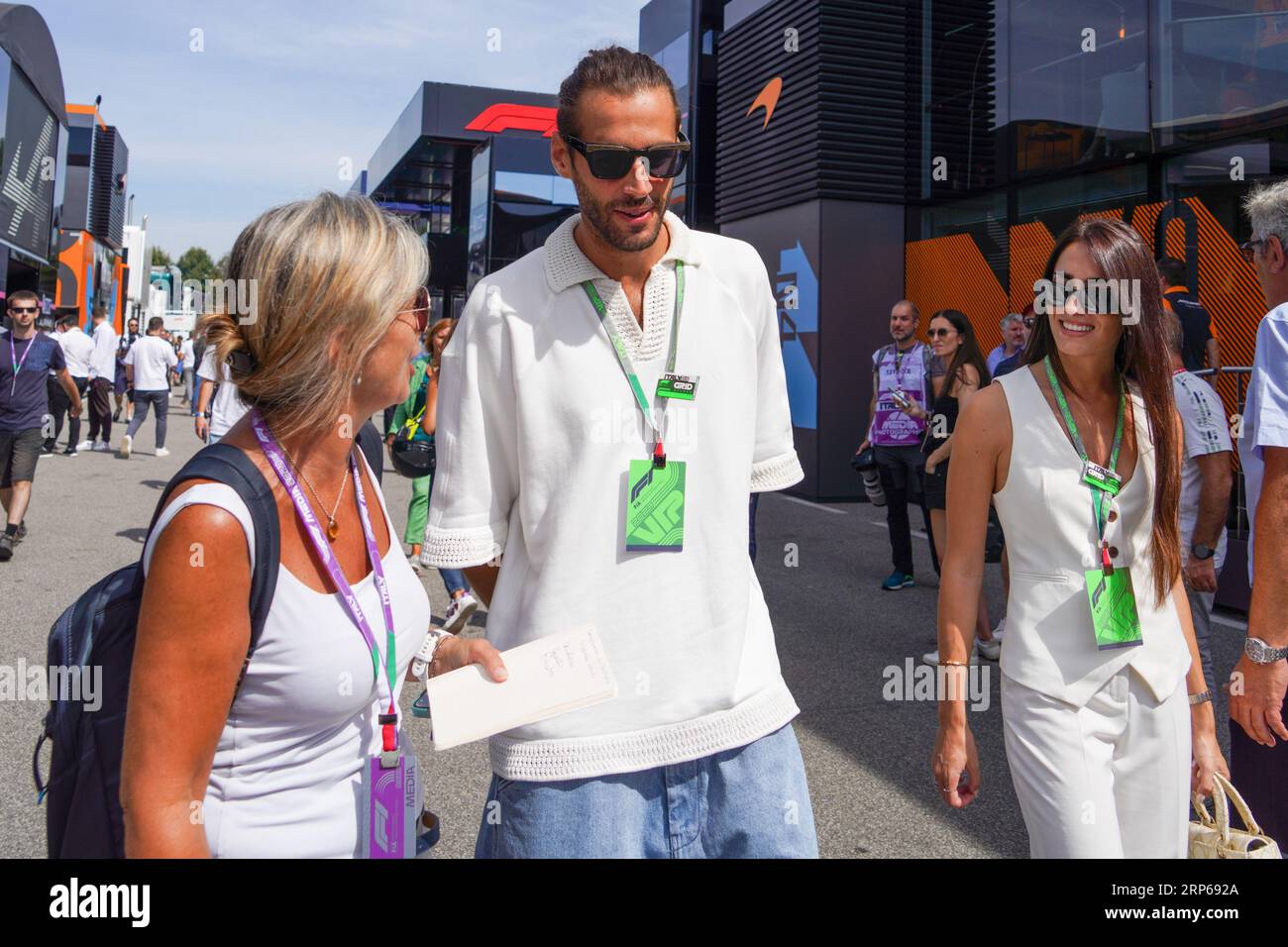 Monza, Italie. 03 septembre 2023. Gianmarco Tamberi dans le paddock lors du Grand Prix d'Italie de Formule 1 Pirelli 2023 le 3 septembre 2023 à Monza, Italie. Crédit : Luca Rossini/E-Mage/Alamy Live News crédit : Luca Rossini/E-Mage/Alamy Live News Banque D'Images