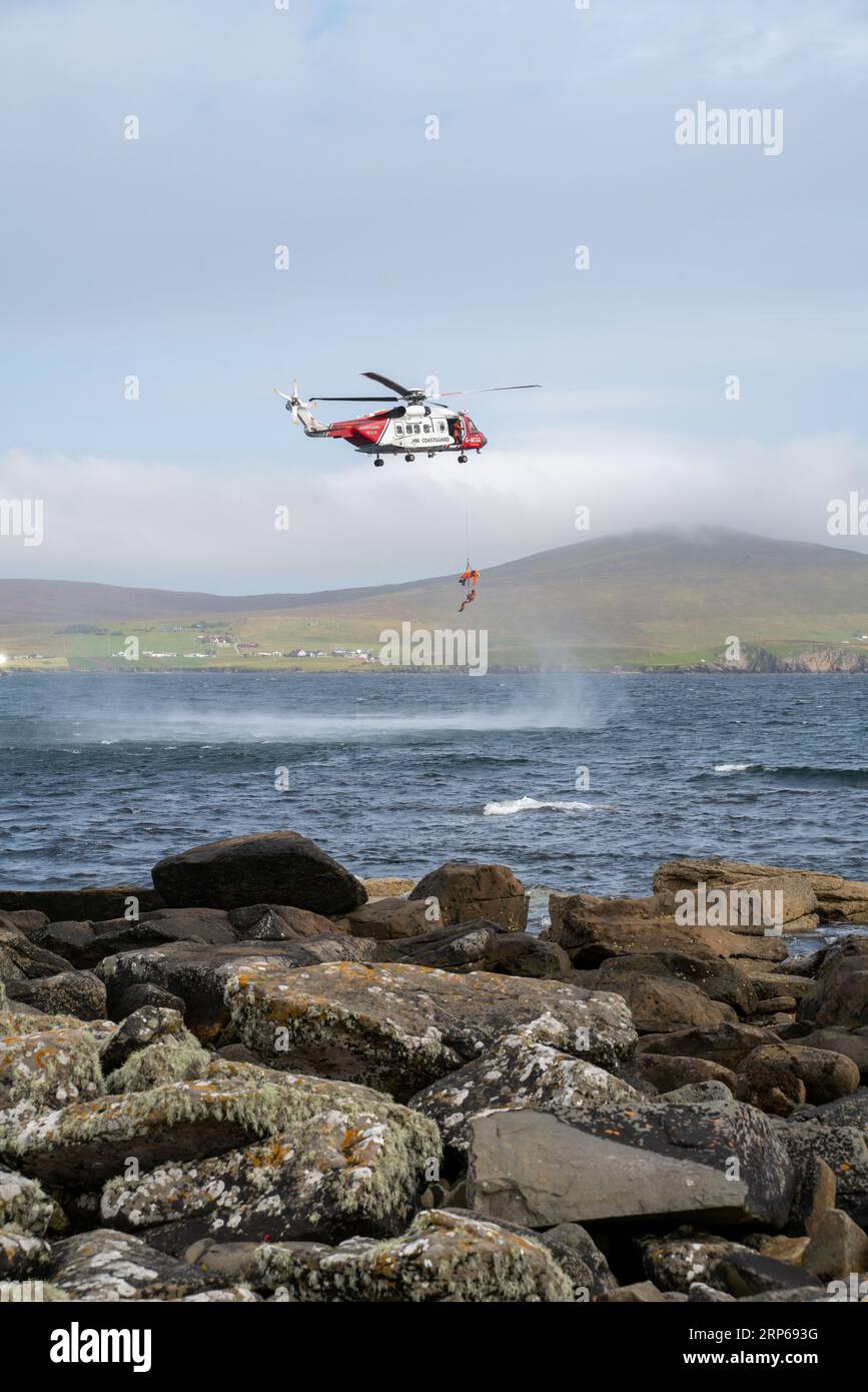 Sauvetage air/mer pratique à Lerwick dans les Shetland Banque D'Images