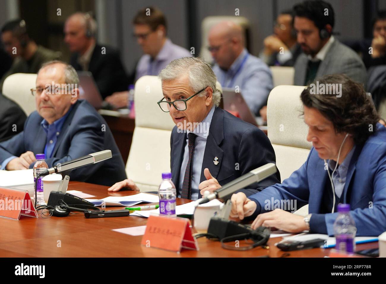 (190130) -- PÉKIN, 30 janvier 2019 (Xinhua) -- Juan Antonio Samaranch Jr. (C) , vice-président du Comité International Olympique (CIO) et président de la commission de coordination du CIO pour Beijing, prend la parole lors de la revue du projet CIO-IPC Beijing 2022 à Beijing, capitale de la Chine, le 30 janvier 2019. (Xinhua/Ju Huanzong) (SP)CHINA-BEIJING-CIO-IPC BEIJING 2022 EXAMEN DU PROJET PUBLICATIONxNOTxINxCHN Banque D'Images