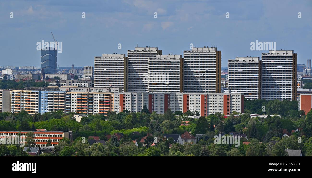 Bâtiments préfabriqués dans le quartier Marzahn, quartier Marzahn-Hellersdorf, Berlin, Allemagne Banque D'Images