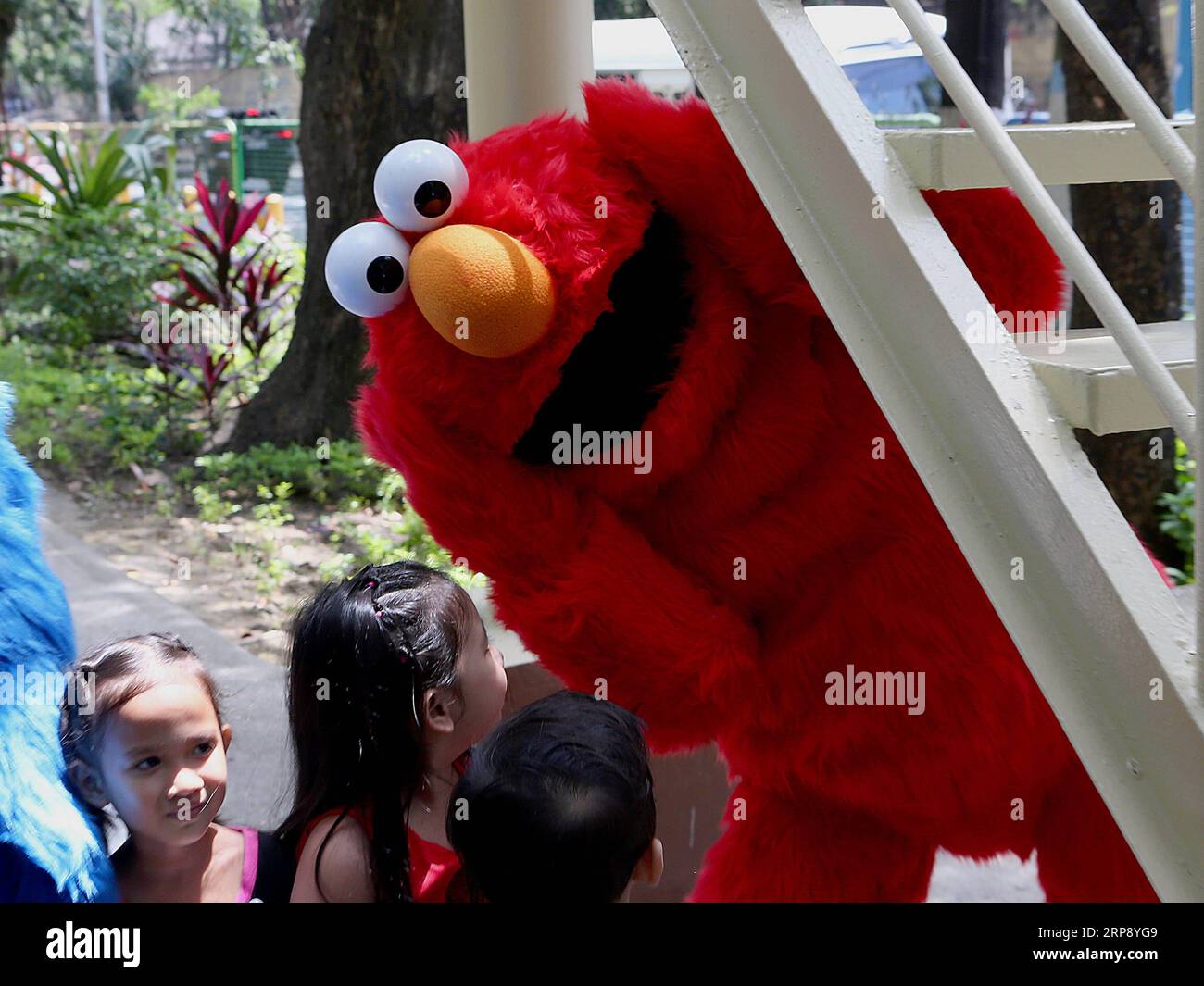 (190318) -- MANILLE, le 18 mars 2019 -- les enfants s'amusent lors d'une campagne de sécurité routière dans un parc de Manille, Philippines, le 18 mars 2019.) PHILIPPINES-MANILLE-ENFANTS-CAMPAGNE DE SÉCURITÉ ROUTIÈRE ROUELLEXUMALI PUBLICATIONXNOTXINXCHN Banque D'Images